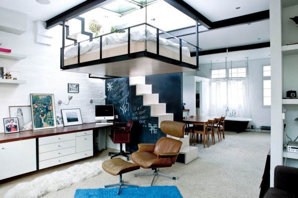 9-Ceiling-suspended-bed-600x400
