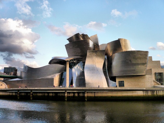 Guggenheim-Museum-Bilbao-Spain-Copy