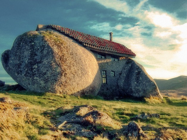 Stone-House-Guimarães-Portugal-Copy