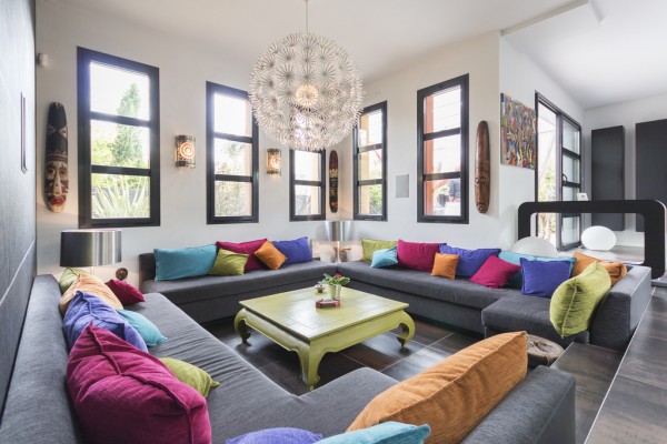 beautiful-bright-living-room-600x400