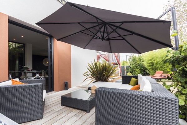 cozy-patio-furniture-600x400