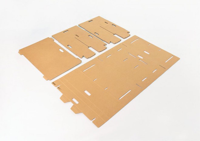 refold-portable-cardboard-standing-desk-2-660x465