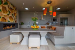 آشپزخانه ای در انگلستان ; ترکیبی از طراحی مدرن و زیبایی شناسی رنگ ها
